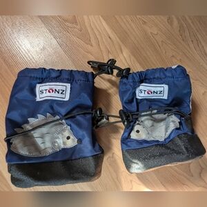 Stonz infant booties